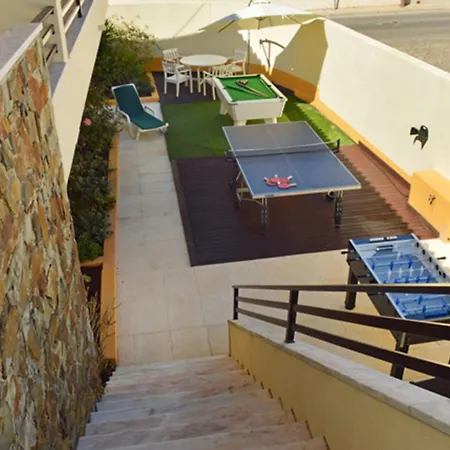 Sleeps22-garden-hottub-pool-barbecue-jacuzzi 빌라 상 마르티뇨 두 포르투