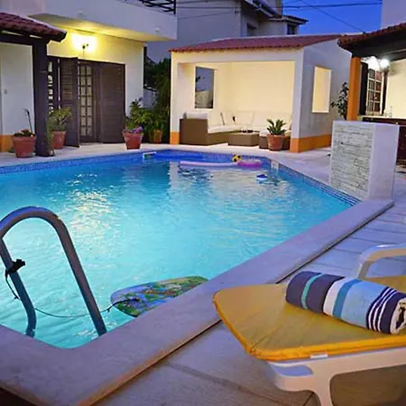 Sleeps22-garden-hottub-pool-barbecue-jacuzzi * 상 마르티뇨 두 포르투