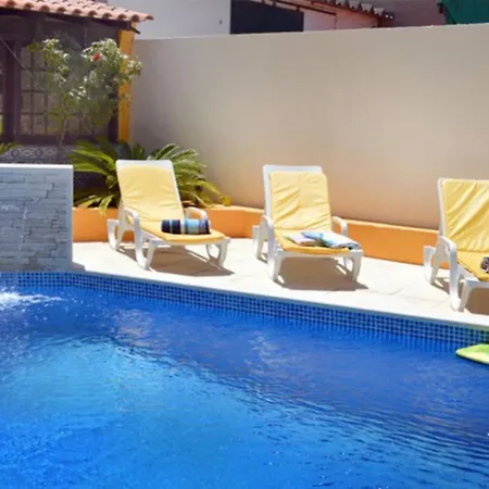 Sleeps22-garden-hottub-pool-barbecue-jacuzzi 상 마르티뇨 두 포르투